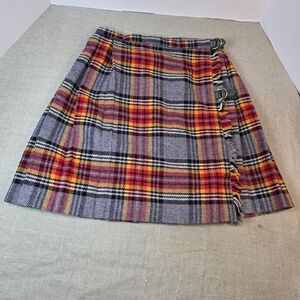 Chic Plaid A-Line Skirt in Red and Gray